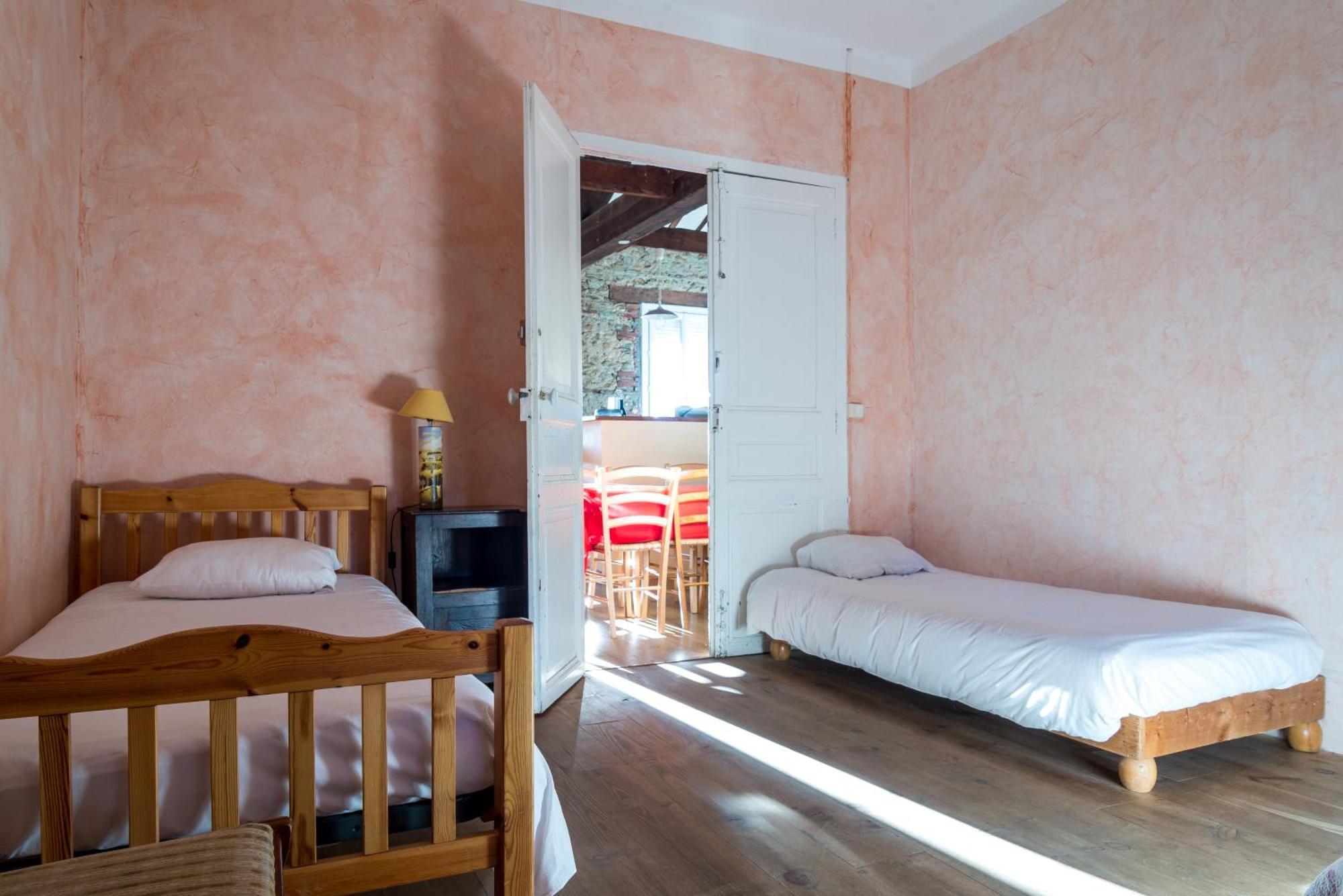 Hotel Domaine Du Mas Bazan Alénya Habitación foto