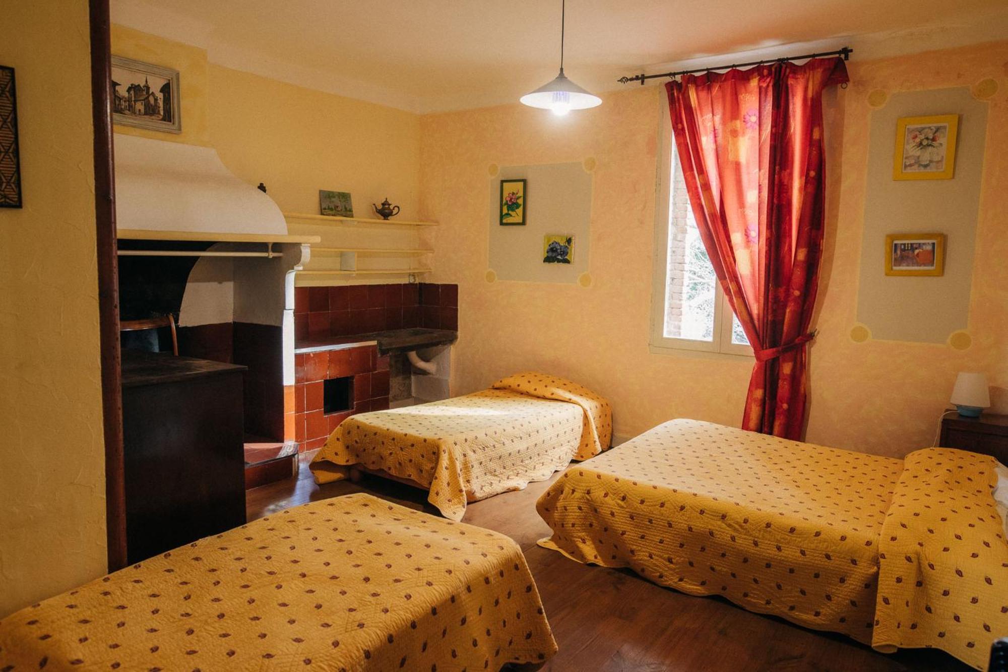 Hotel Domaine Du Mas Bazan Alénya Habitación foto